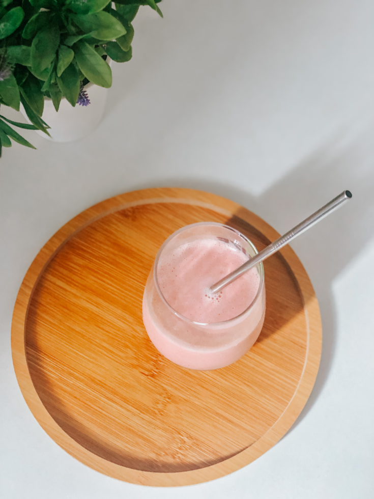 simple strawberry smoothie